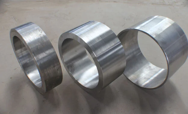 Pièces forgées en titane